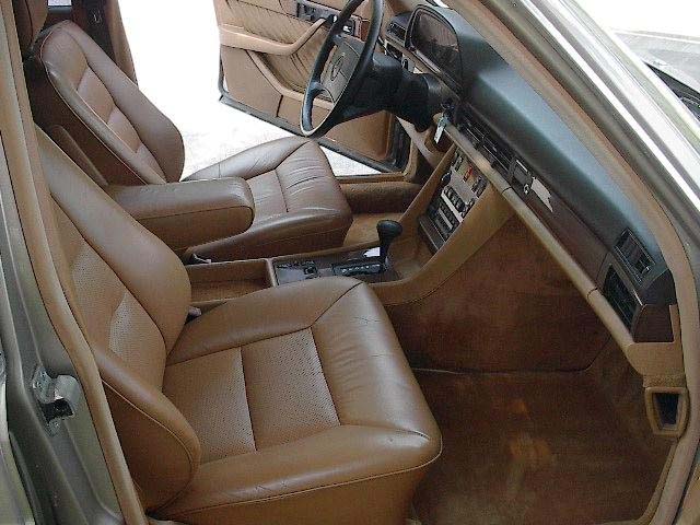 [W126] Les selleries Mercedes_w126_late_sedan_front_seat